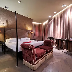 palazzo-barbarigo.hotelinveneto.com/